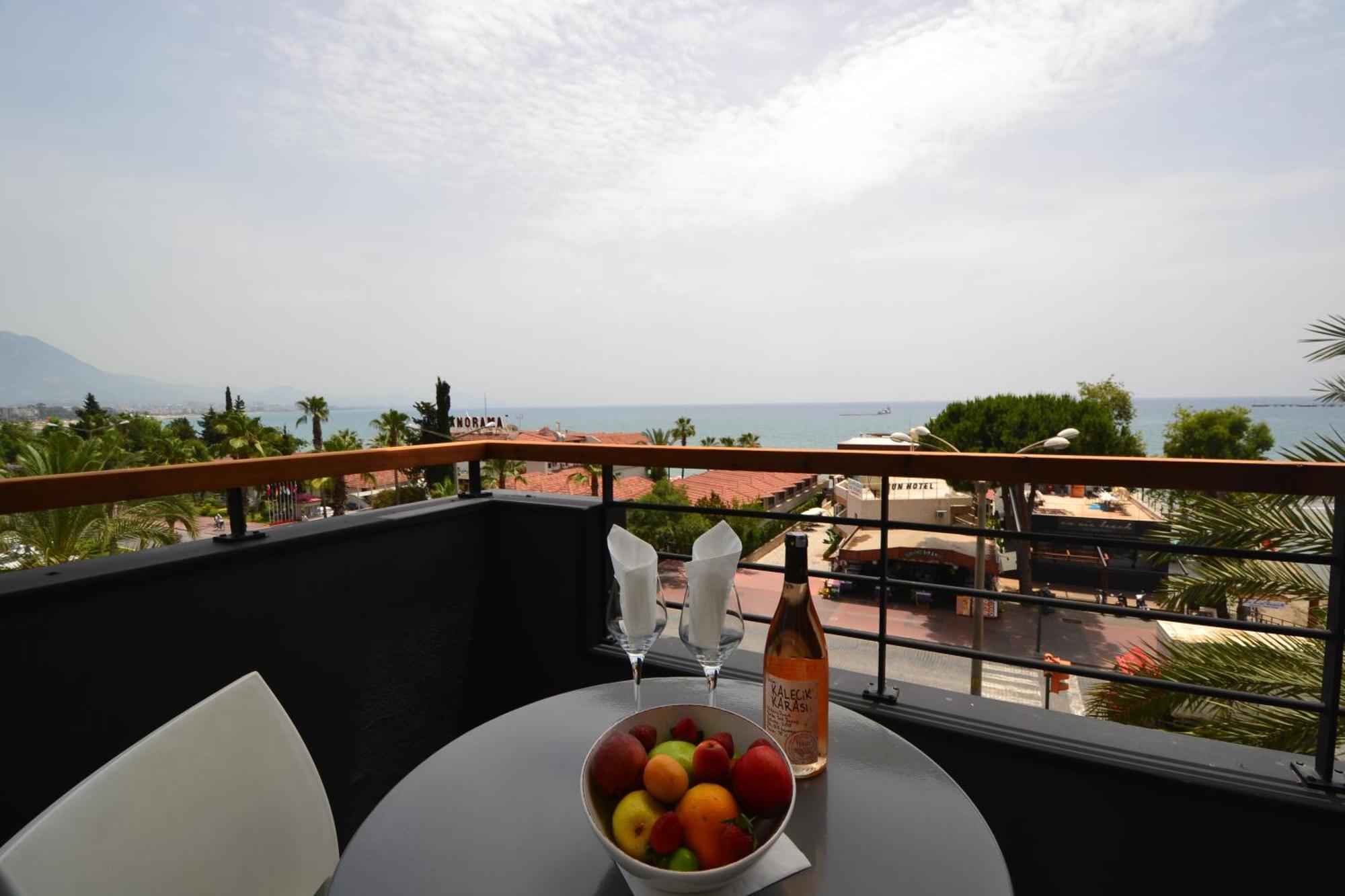 En Vie Beach Boutique Hotel - Adults Only Алания Экстерьер фото